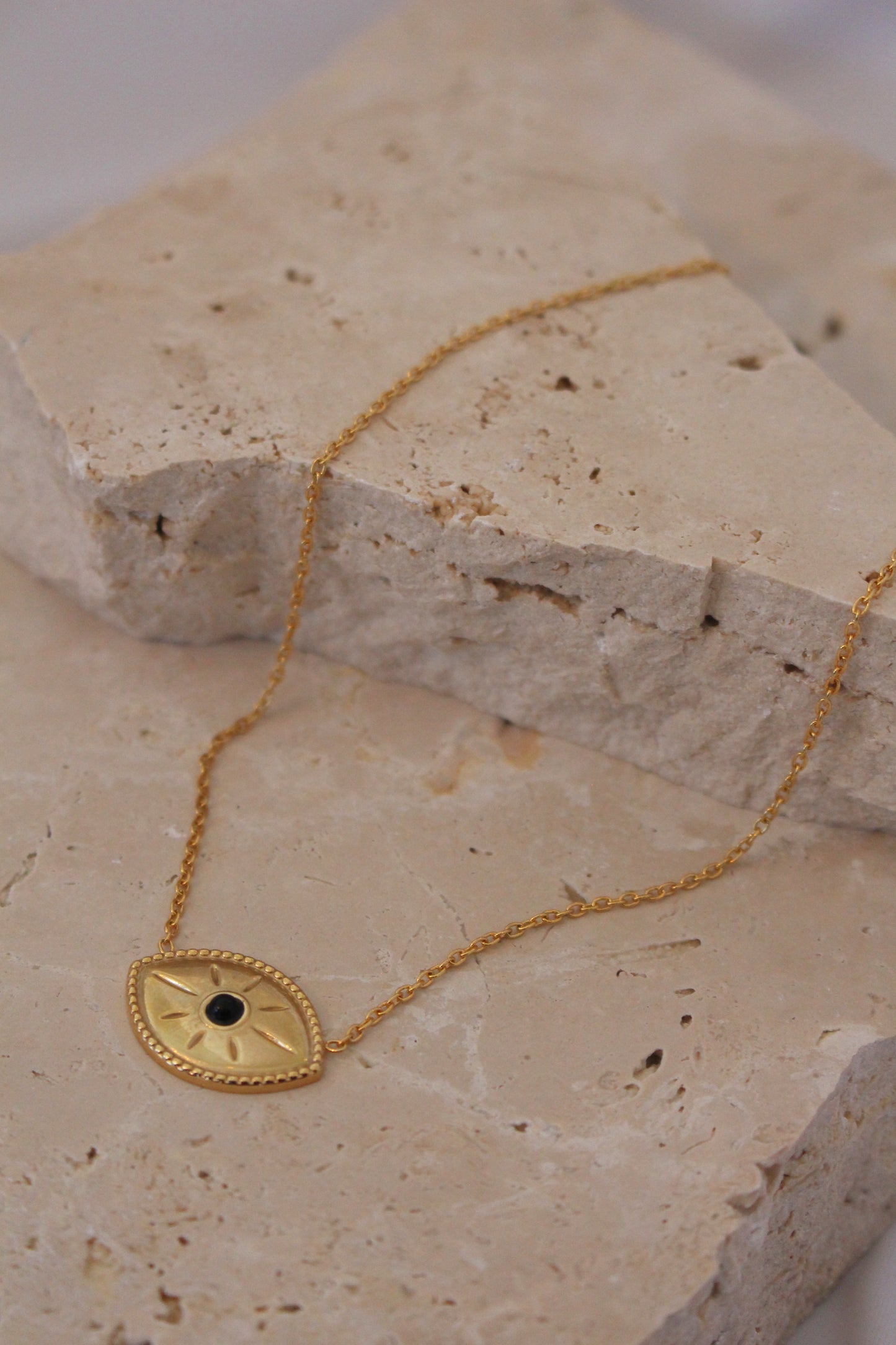 ANAYA NECKLACE
