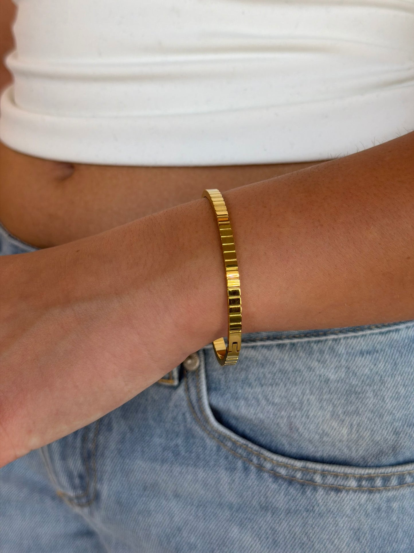 HANNA BANGLE