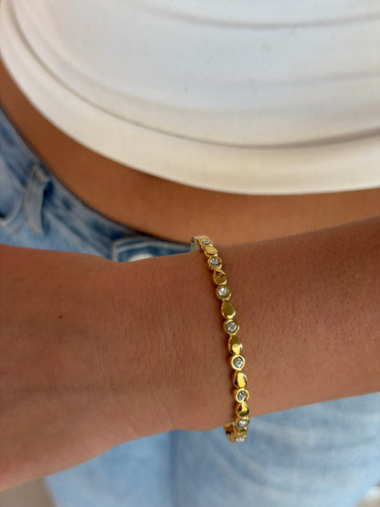 BELLA BANGLE