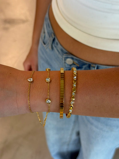 BELLA BANGLE
